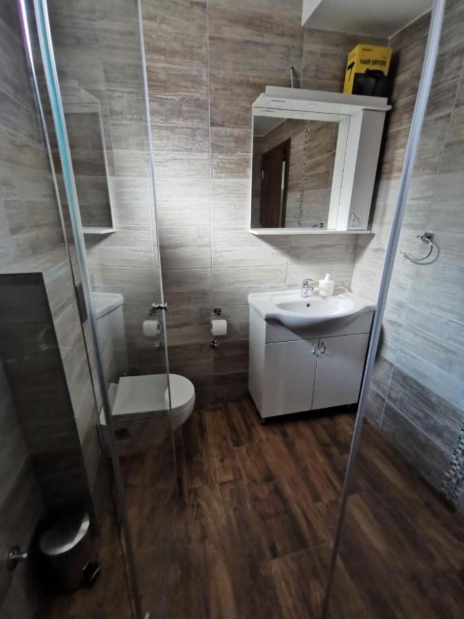 Sobe i Apartmani Casa Mia Pecinci Esterno foto