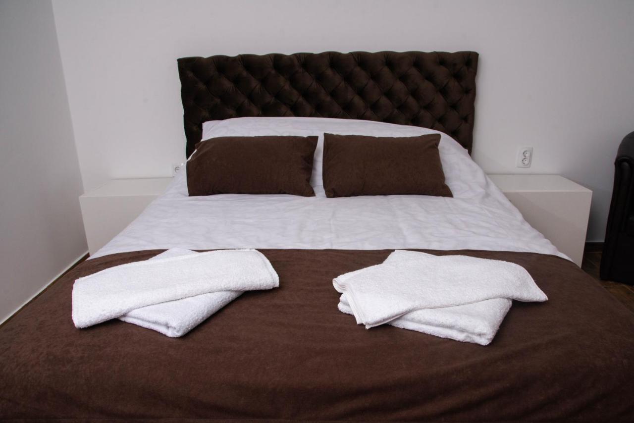 Sobe i Apartmani Casa Mia Pecinci Esterno foto