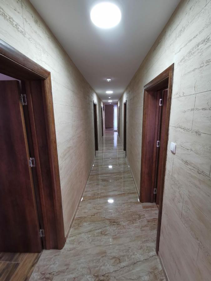 Sobe i Apartmani Casa Mia Pecinci Esterno foto